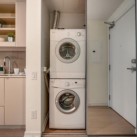 Modern Suite On Peter St - City View Toronto Dış mekan fotoğraf