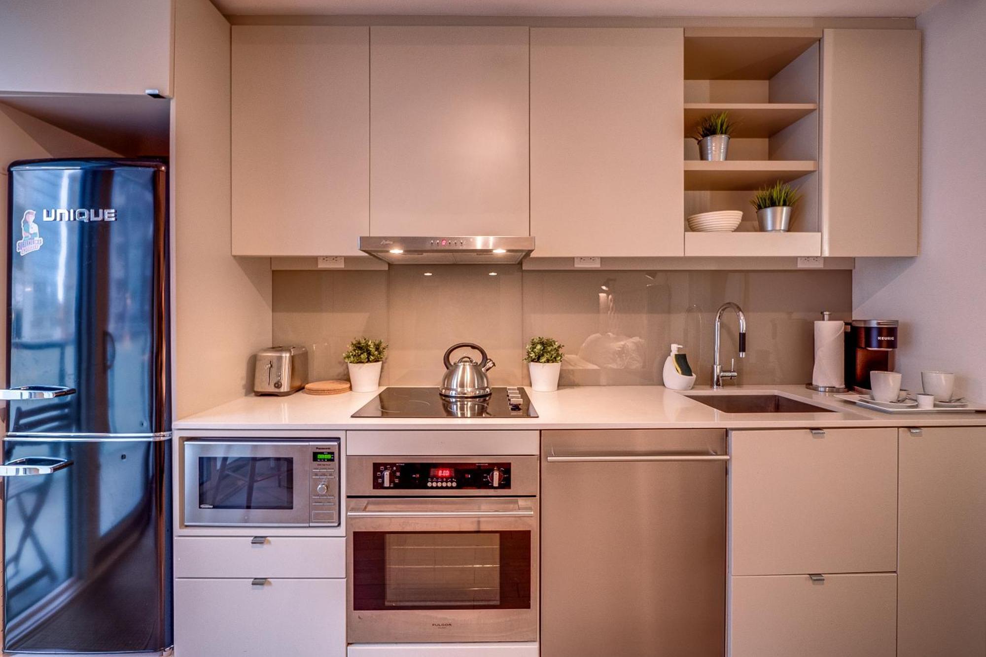 Modern Suite On Peter St - City View Toronto Dış mekan fotoğraf