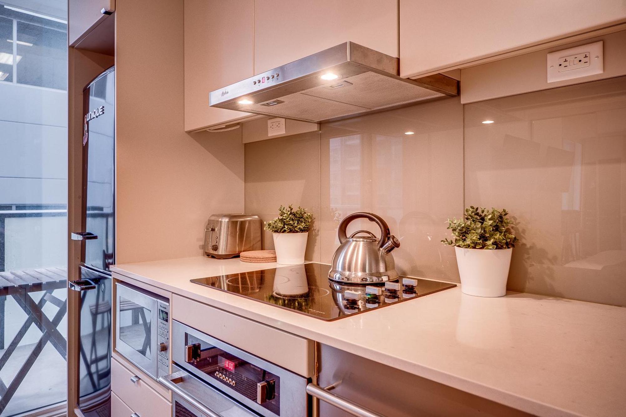 Modern Suite On Peter St - City View Toronto Dış mekan fotoğraf